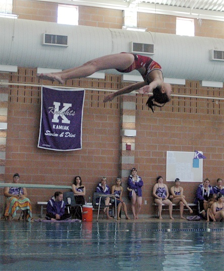 M-P diver Megan Larsen competes in the Tomahawks' dual meet against Kamiak.