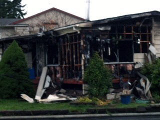 An early morning fire damaged a mobile home in Marysville on Friday.