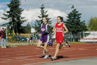 Sophomore distance runner Lauren Ainsworth placed third at the North-South meet at Mariner High School May 3