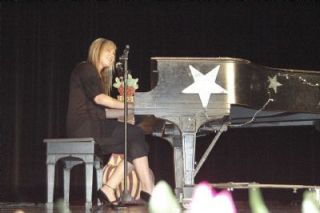 Pianist and singer Shelbey Jackson commanded the audience with her arrangement of Change is Gonna Come.