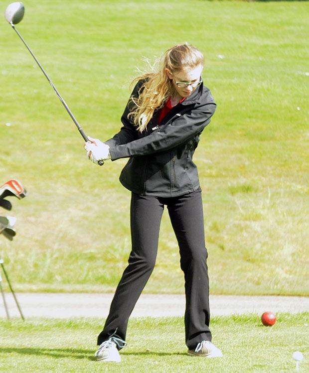 Marysville-Pilchuck golfer Katelyn Melohusky tees off.