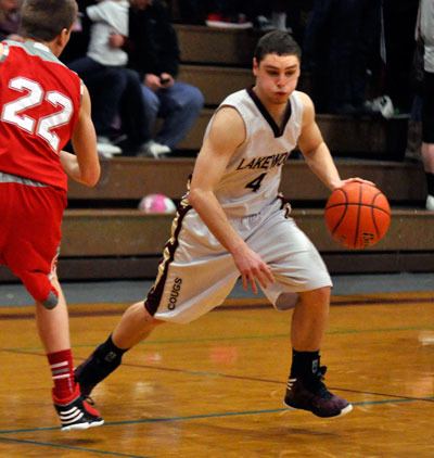 Lakewood sophomore Ryan Alford moves to score during the Jan. 2 home game against King’s High School.