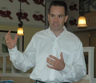 Marysville Mayor Jon Nehring answers area residents' questions at the International House of Pancakes restaurant in Lakewood on Sept. 24.