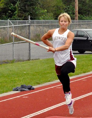 Lakewood’s Tasha Del Pozo competes in the girls pole vault during the Tomahawk Classic on Saturday