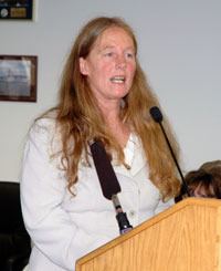 Ishbel Dickens represented the Association of Manufactured Home Owners at the city of Marysville's June 22 Planning Commission public hearing on mobile home park zoning.