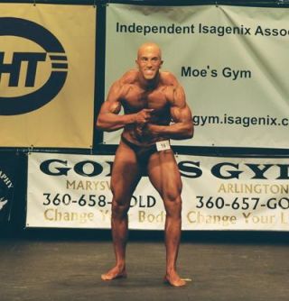 Franco Yaconelly strikes a pose as part of his winning performance in the mens lightweight division.
