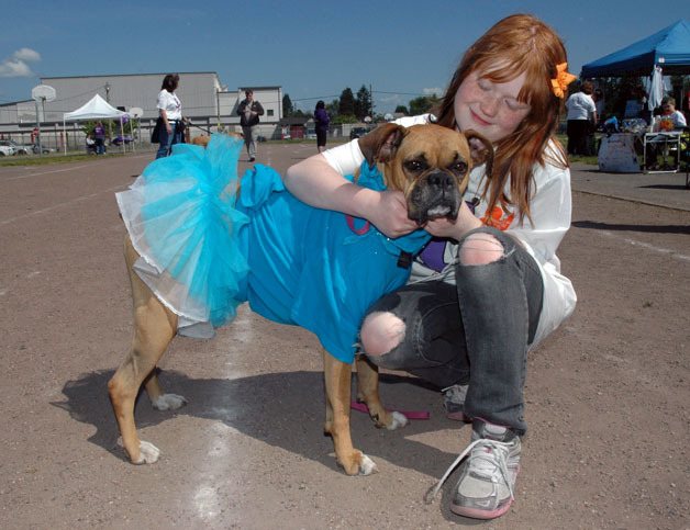 Indigo Cabe only needed two minutes to dress her Boxer