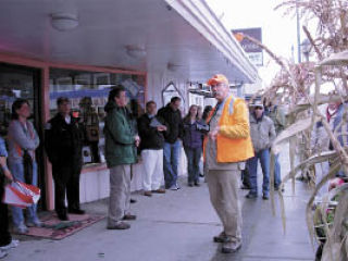 Nationally-recognized walking expert Dan Burden guides city of Marysville citizens