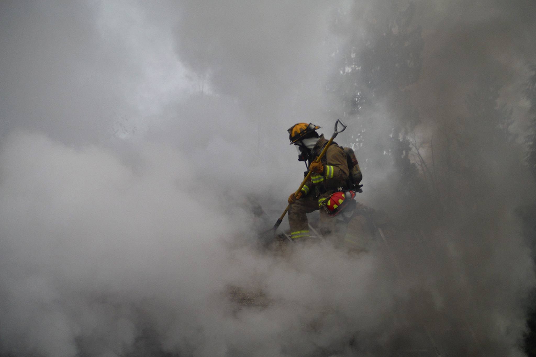 3 go to hospital after M’ville garage-residence catches fire