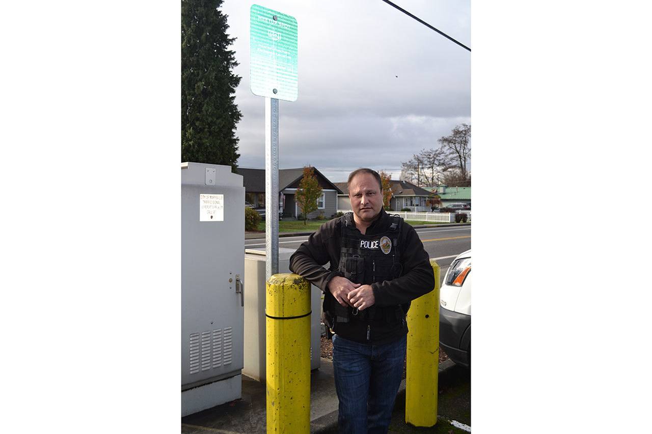 Police parking lot safe place for internet purchase exchanges