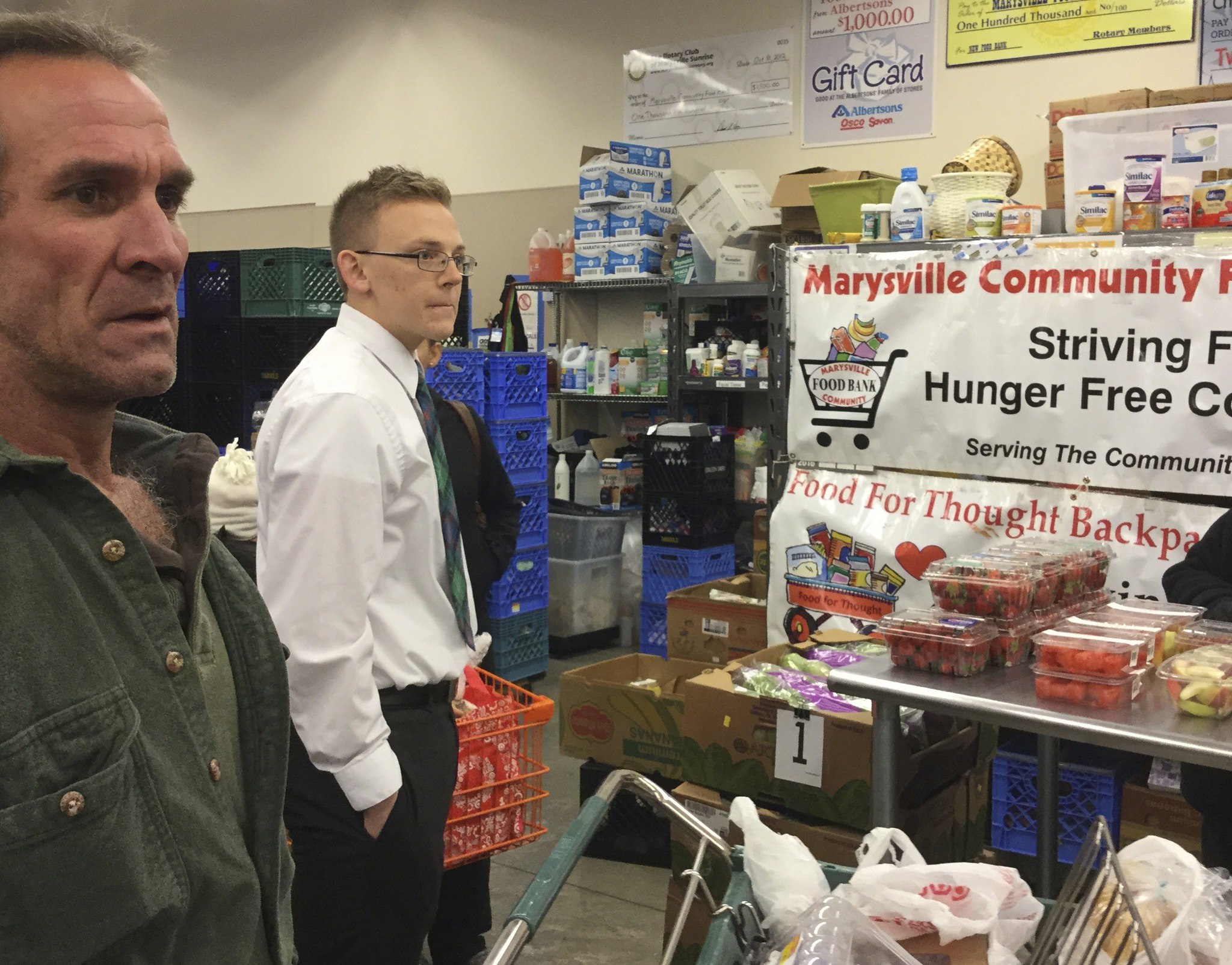 Marysville Food Bank hands out hundreds of turkeys for Thanksgiving