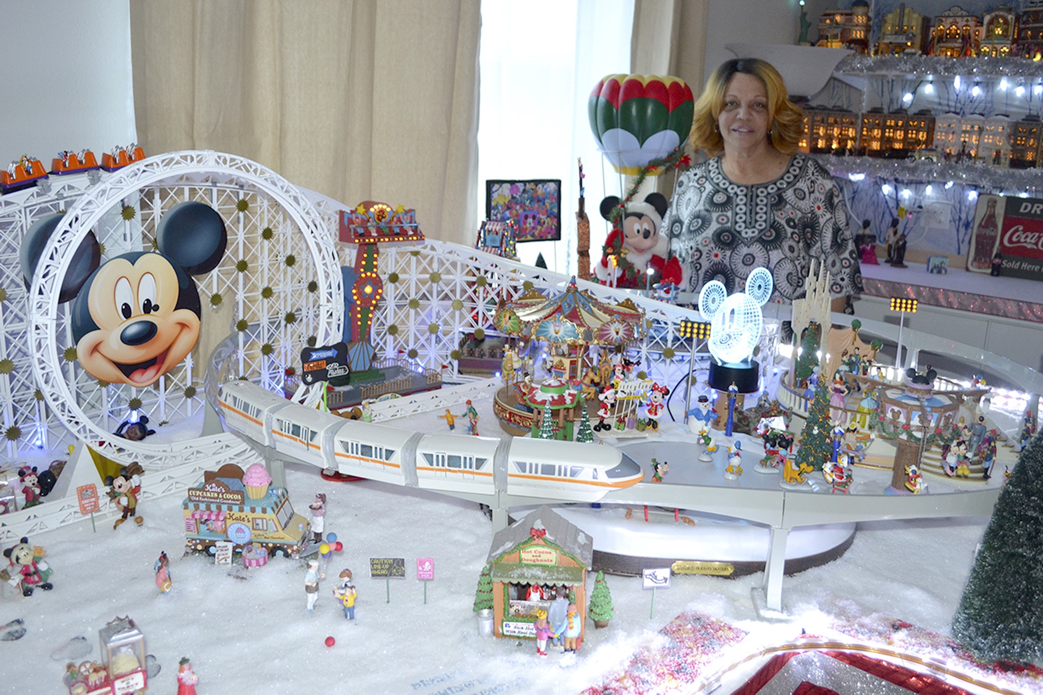 M’ville woman ‘over the top’ about Christmas