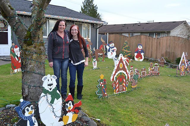 Winners of newspapers’ Christmas Lights Contest named