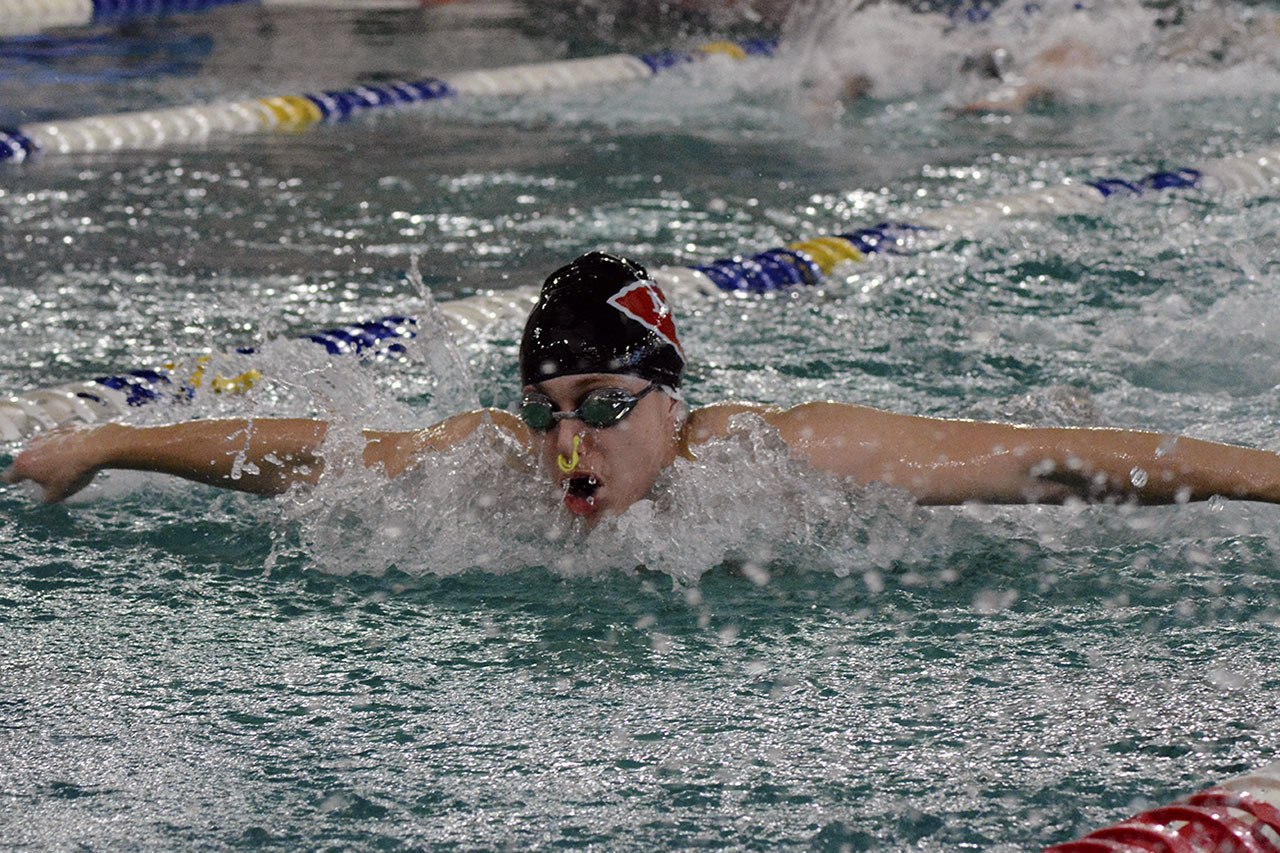 MG diver qualifies to state (slide show)