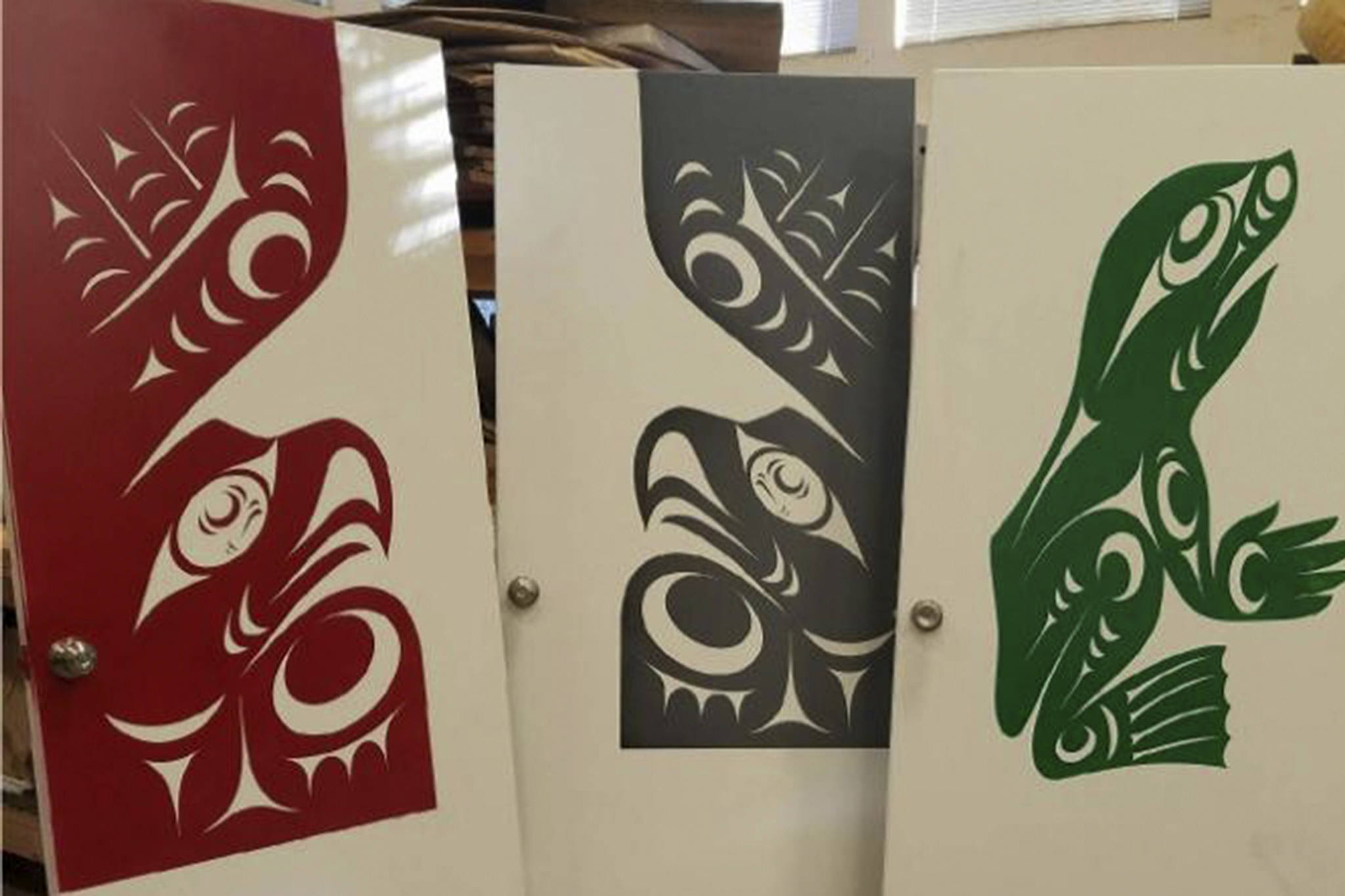 Tulalips help out homeless in Seattle with tiny houses