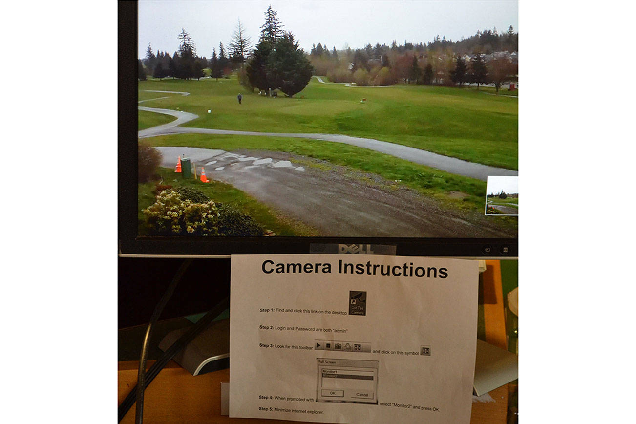 Golf profitable despite rain, theft