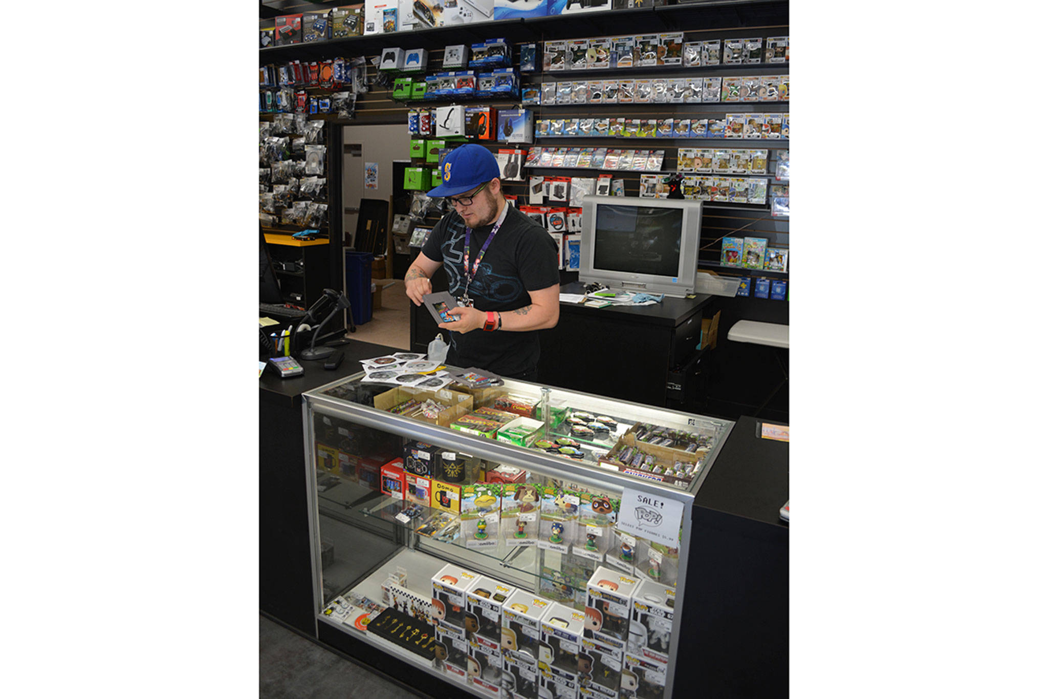 M’ville video store goes ‘retro’