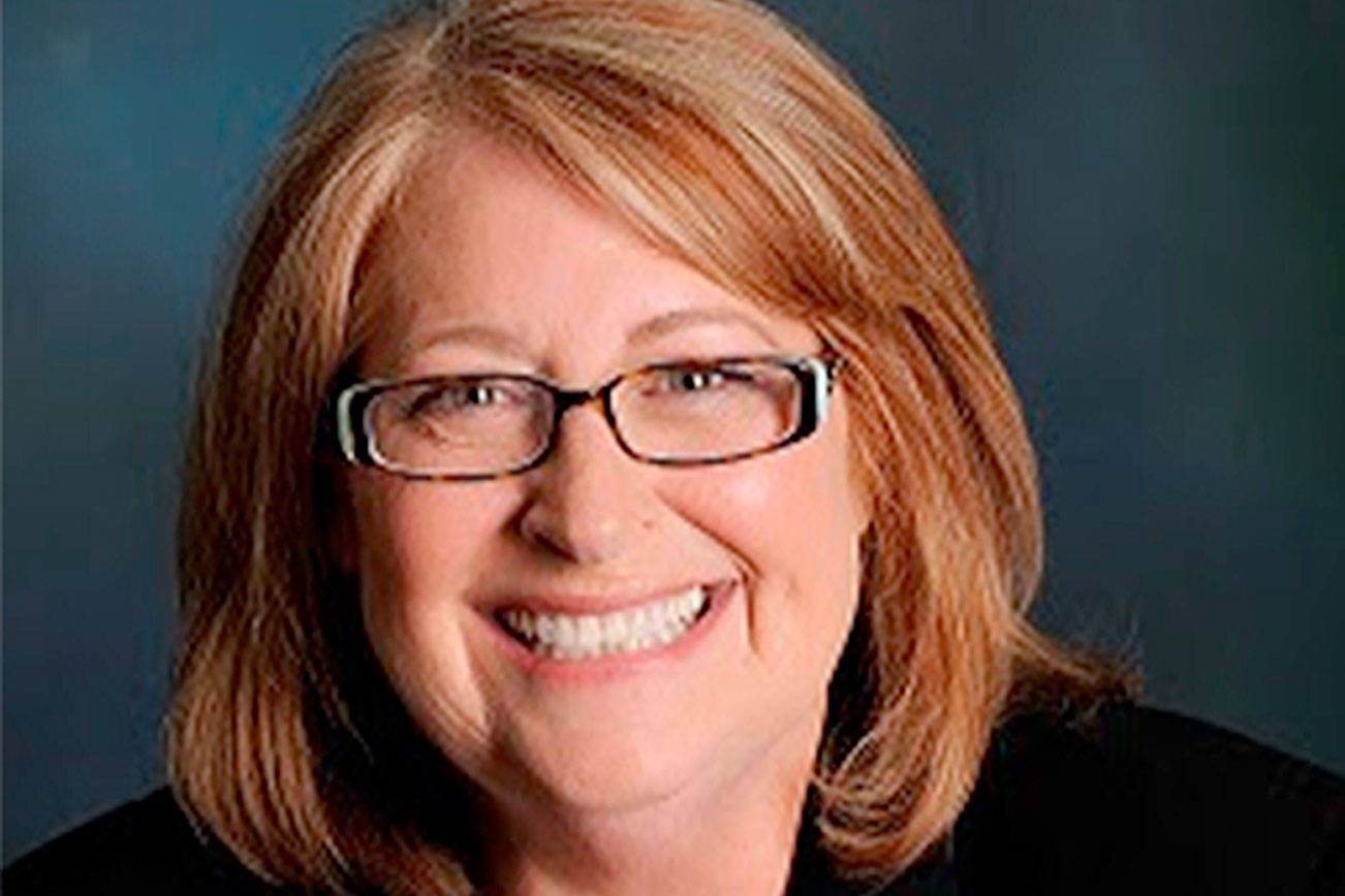 Arlington mayor says goodbye to fire chief