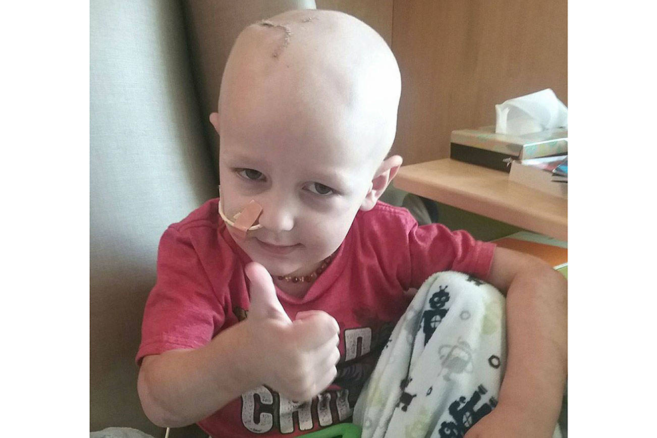 Motorcycle club helps raise funds for boy with cancer