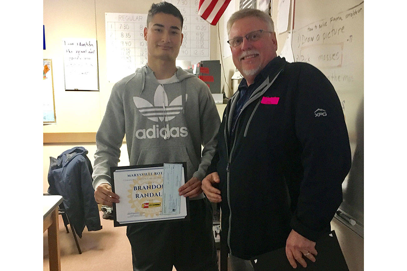 2 M-P students get community service awards