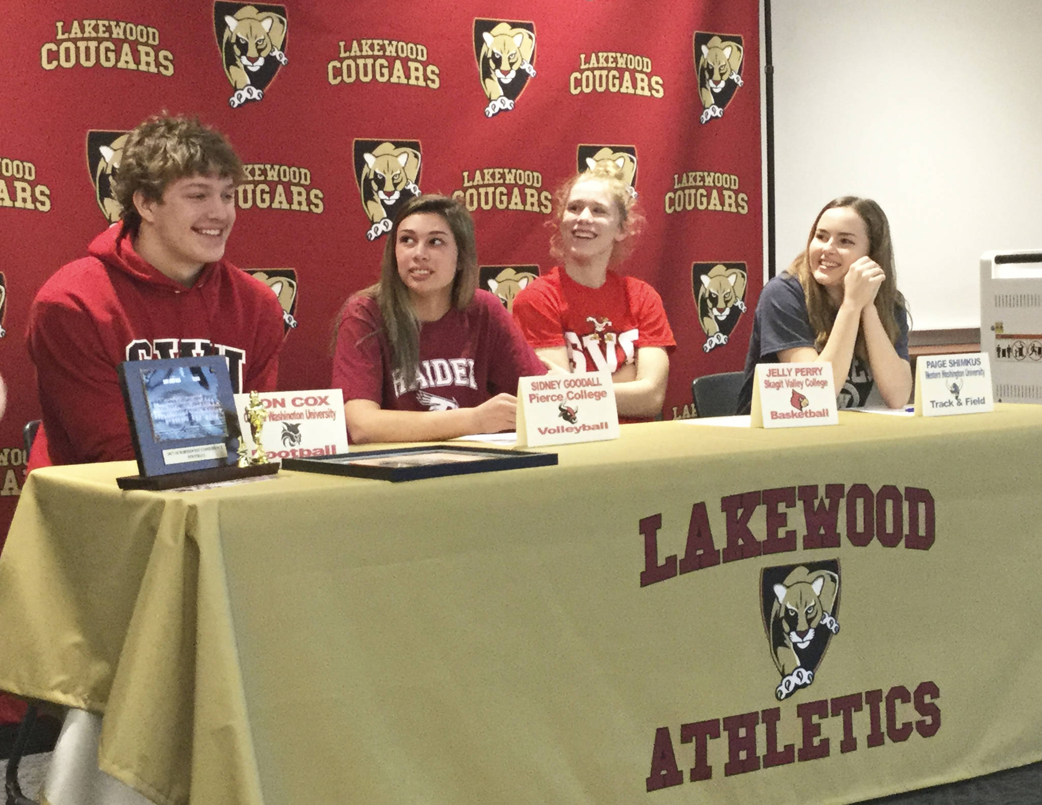 Lakewood High School standout athletes sign letters of intent