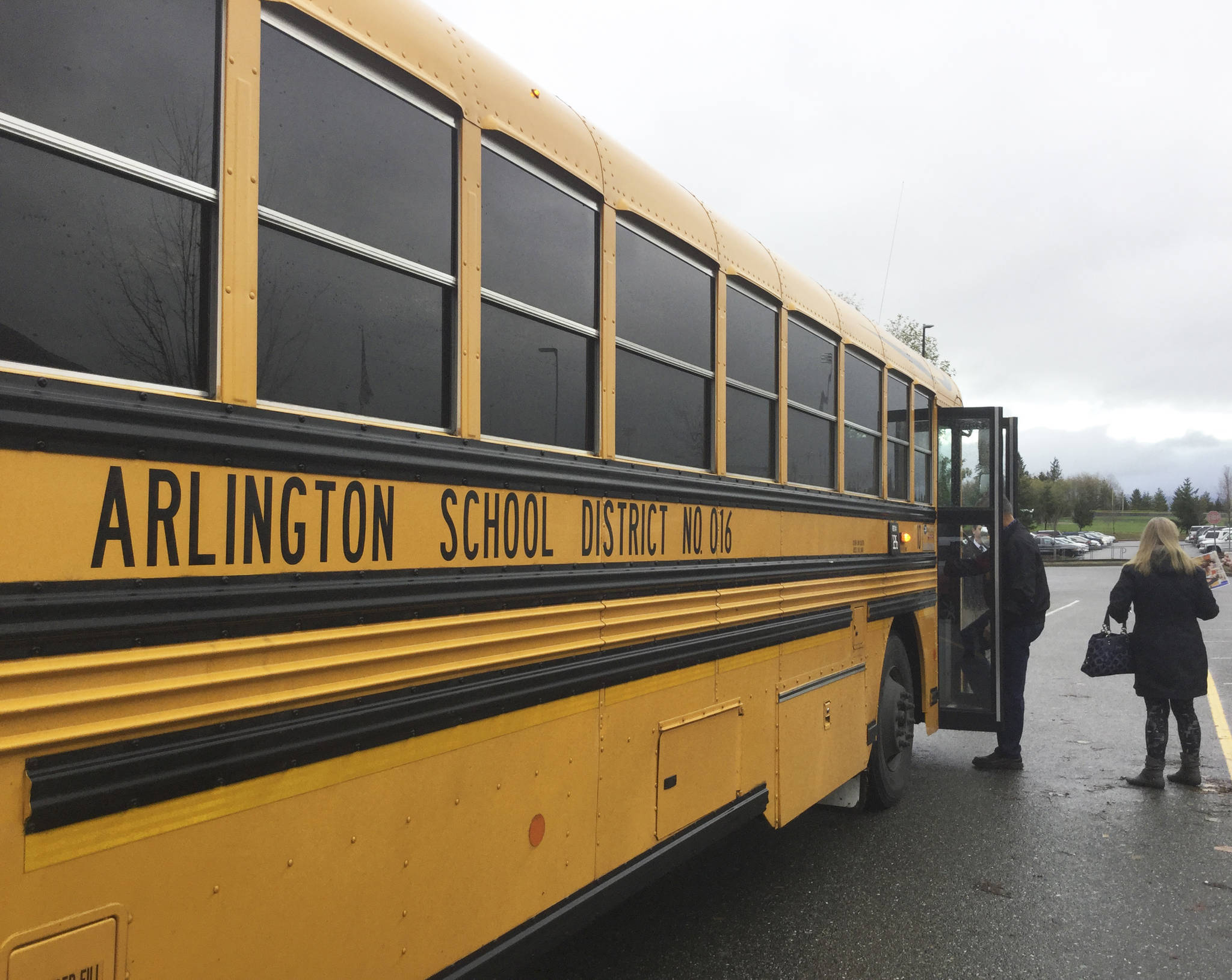 School board: APS to issue bonds for buses