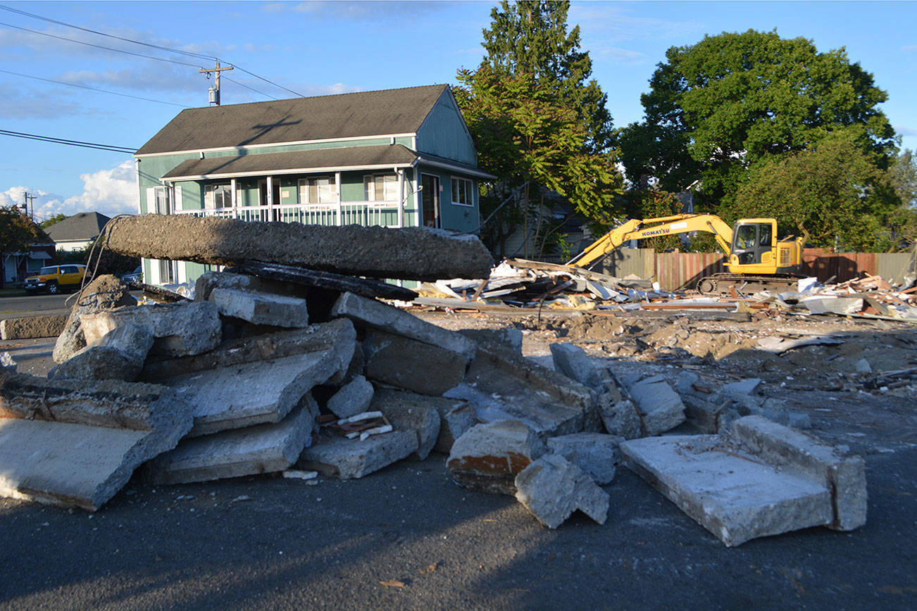 Family that built ‘Castle Bird Brain’ would love to see it salvaged