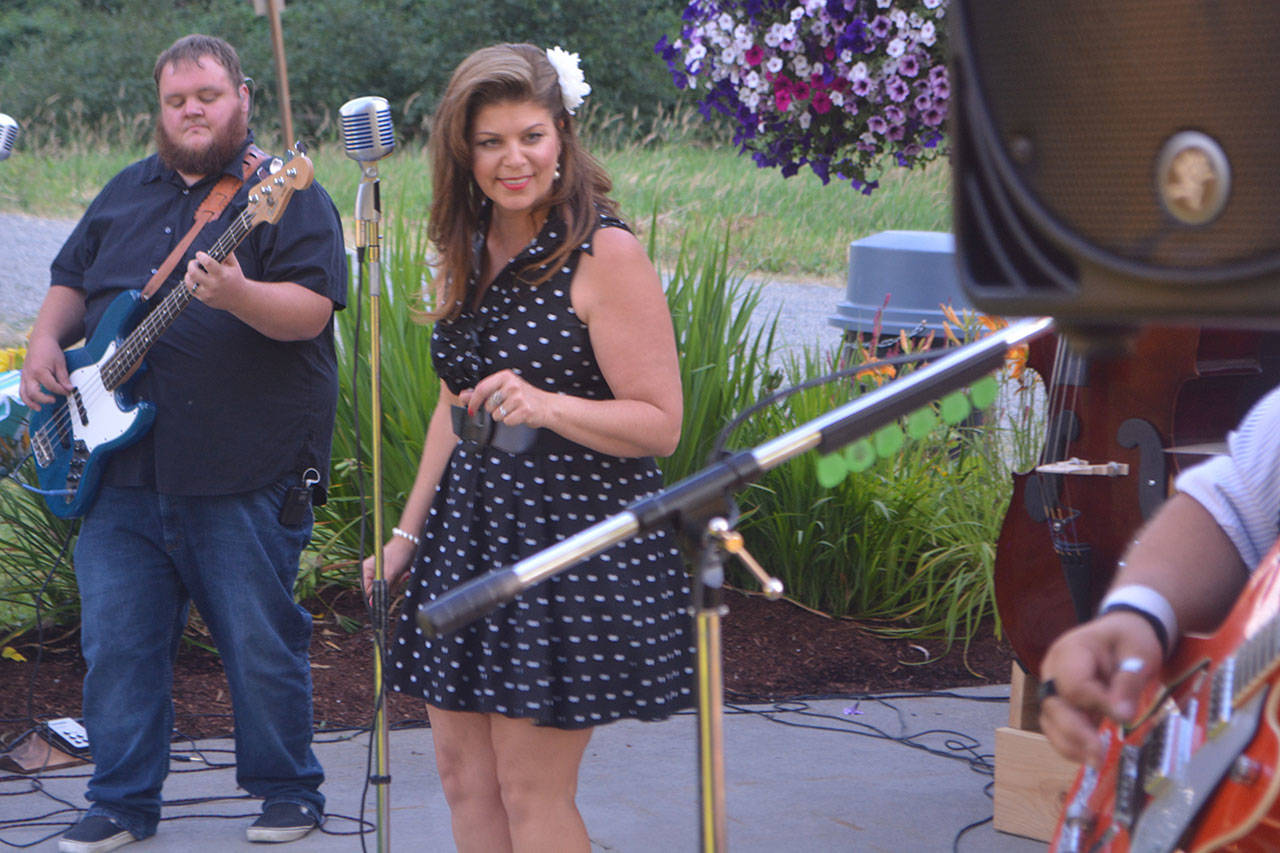 Free Friday night outdoor concerts continue