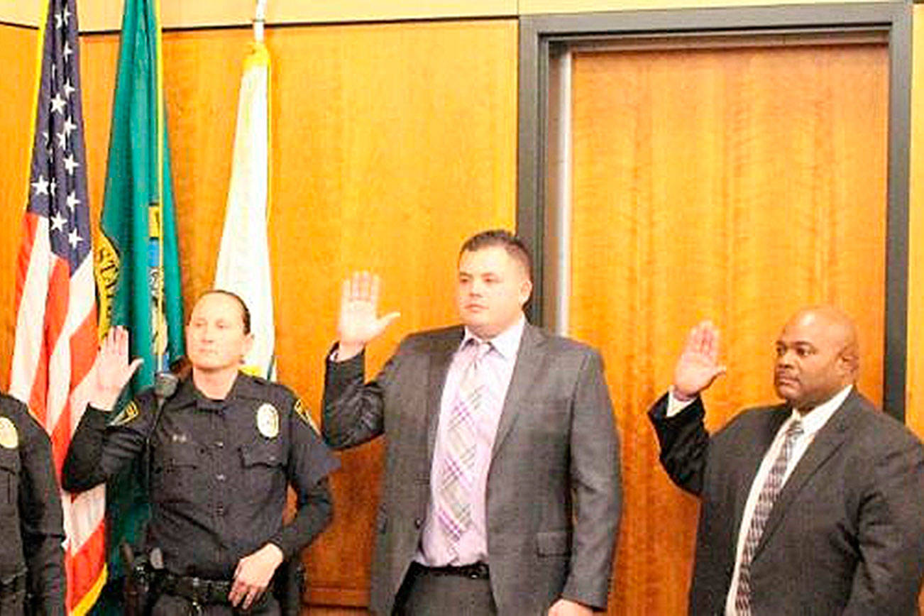 5 new officers sworn in