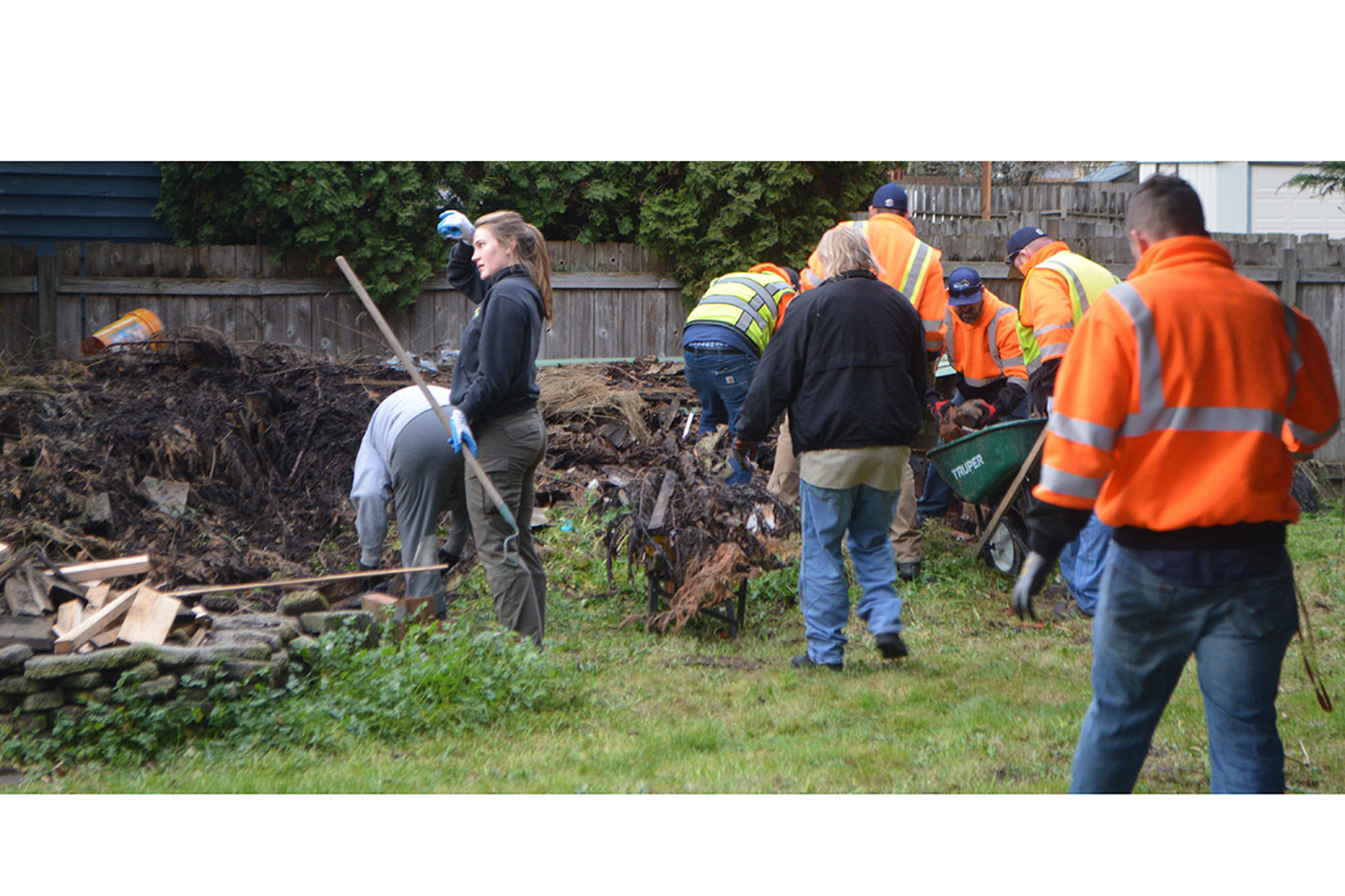 Marysville, church volunteers clean up nuisance property