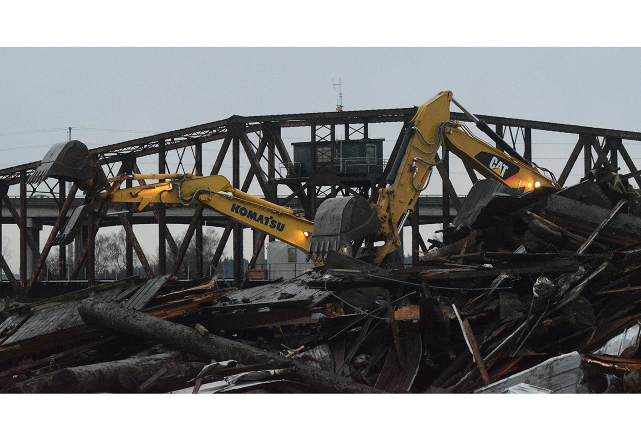 Mother Nature litters Ebey Slough, Waterfront Park