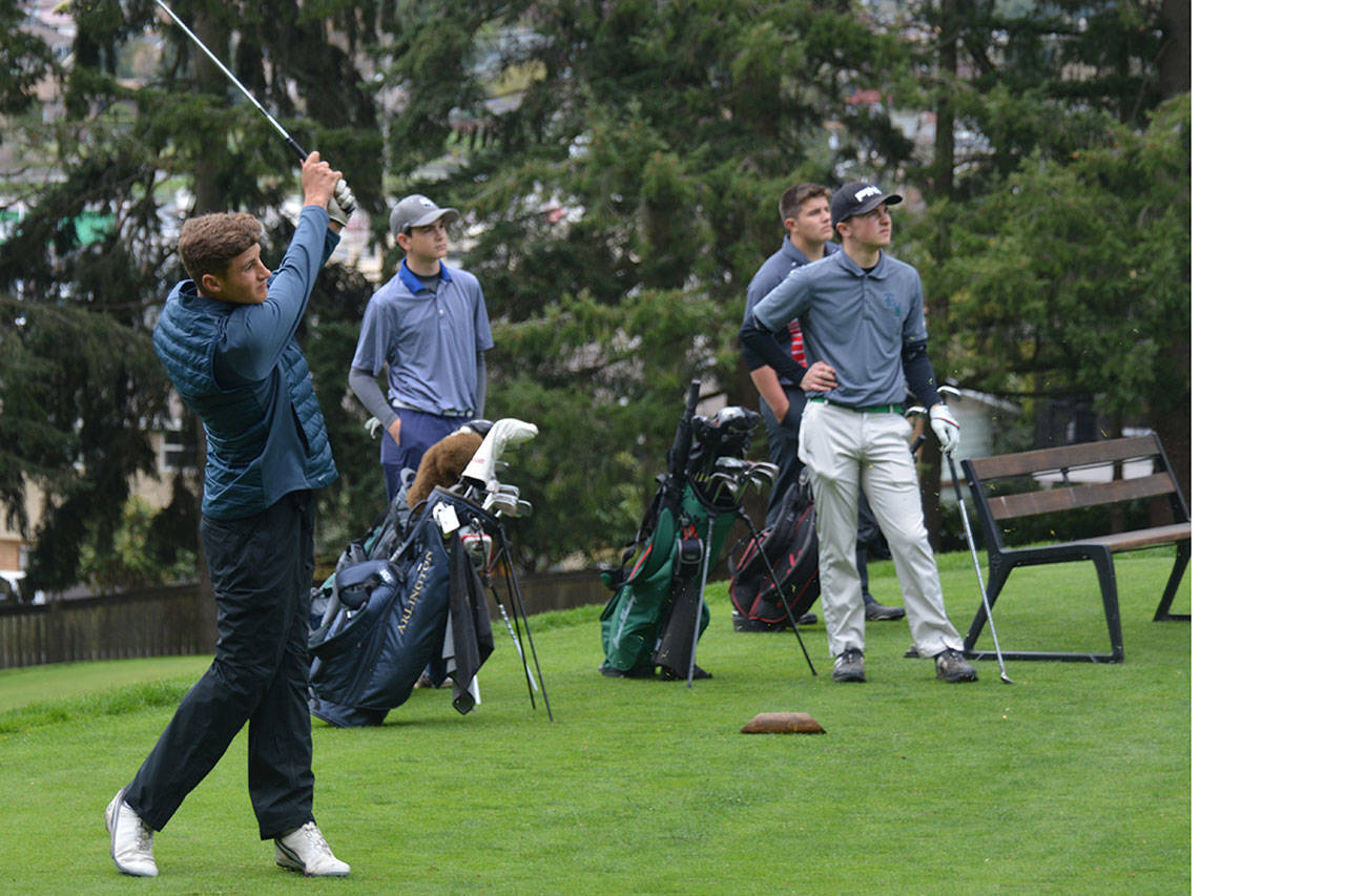 MG, M-P girls win; M-P soccer streak ends; Arlington 6th in golf (slide show)