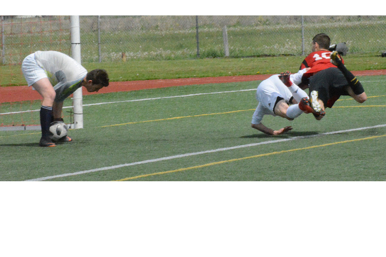 M-P soccer advances in post-season playoffs (slide show)