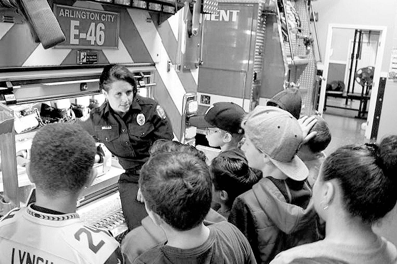 Students visit Arlington departments