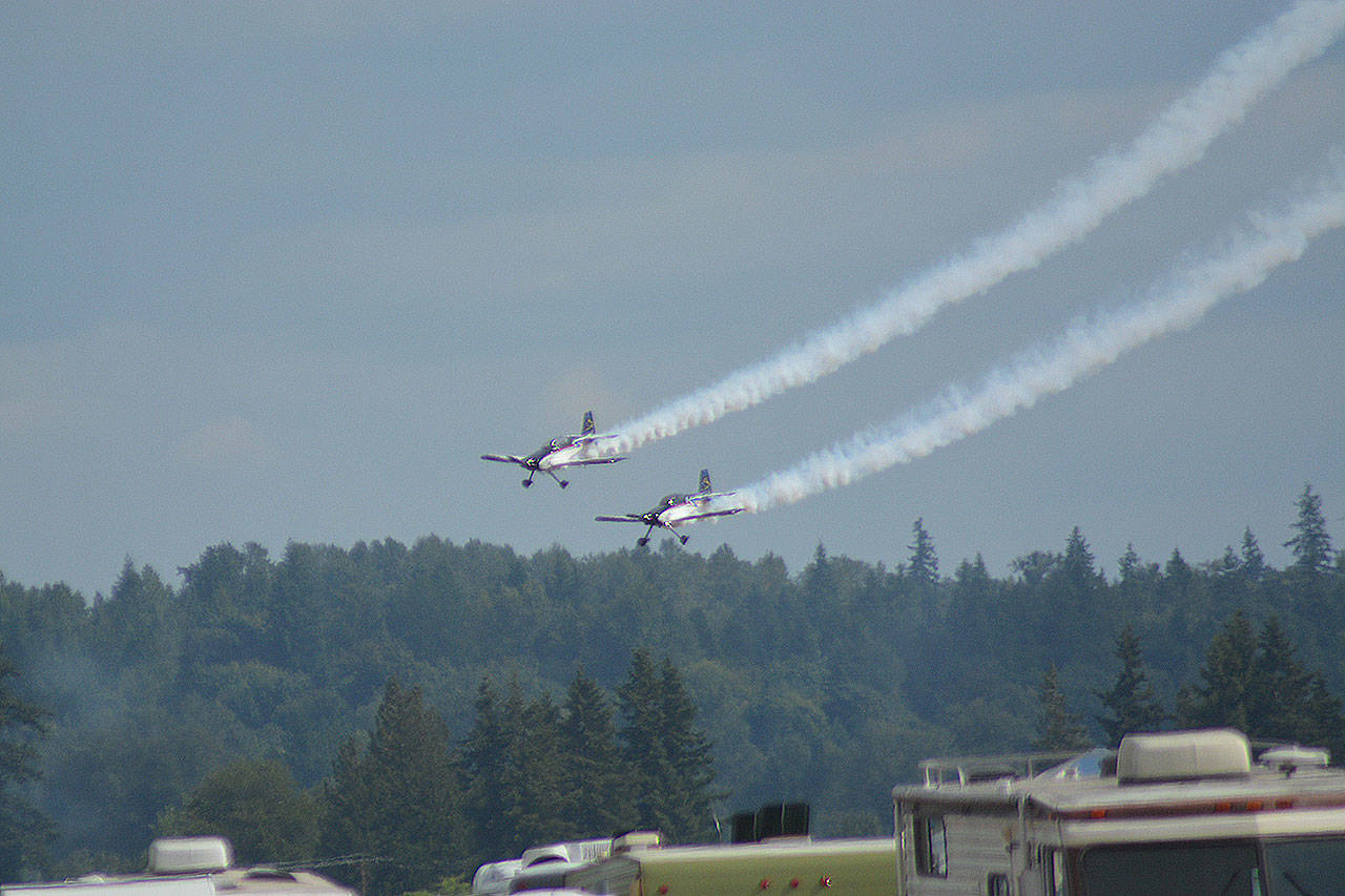 Biggest crowd in years watches air show at Arlington Fly-In (slide show)