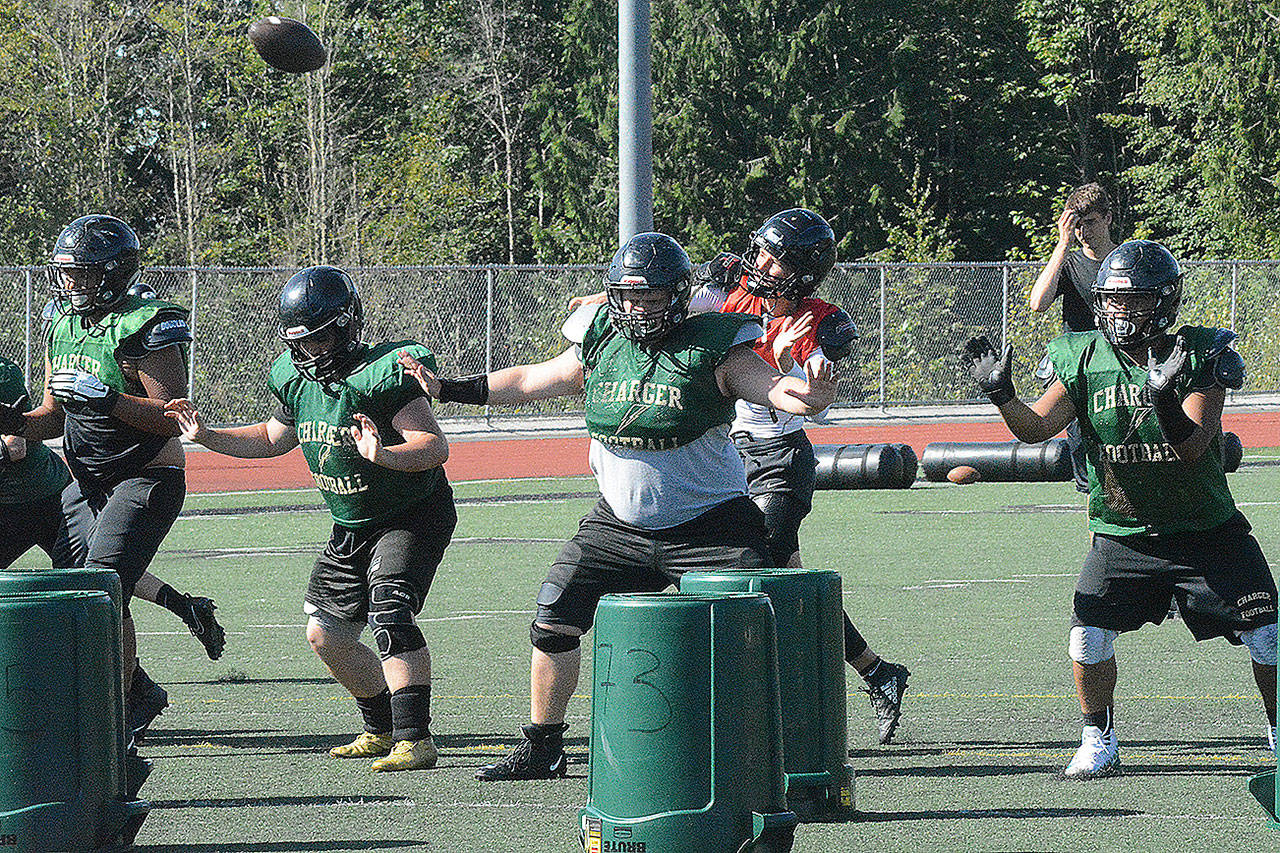 Lakewood’s football jamboree Friday kicks off local high school fall sports seasons