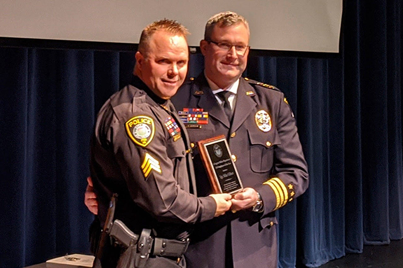 Arlington police give out annual awards