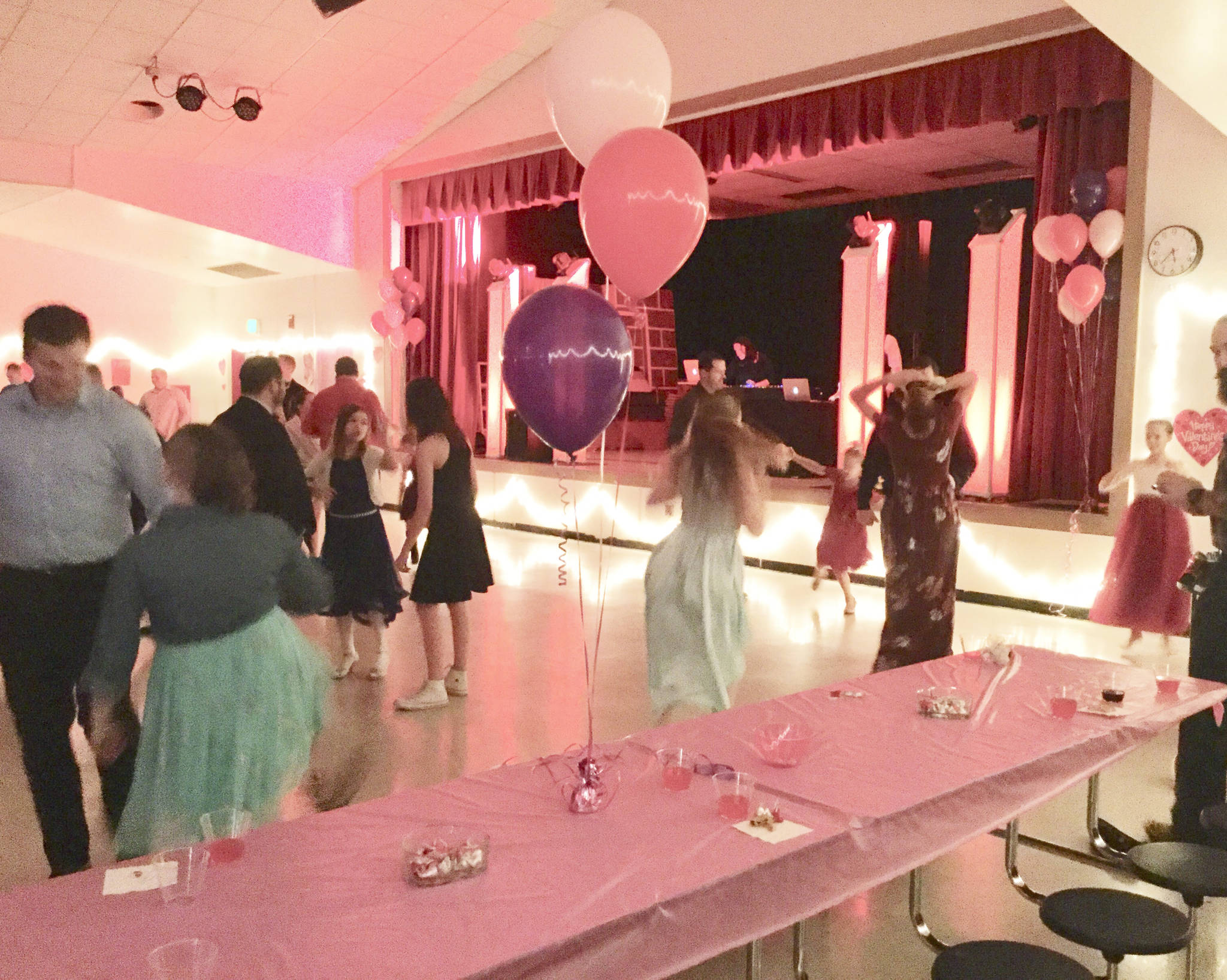 Father-daughter dance carries on everlasting Valentine’s tradition