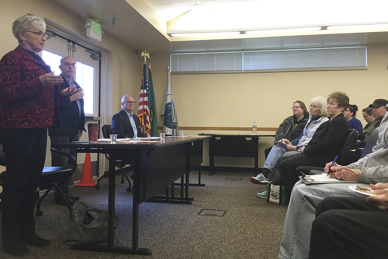 39th district lawmakers discuss state issues at mid-session town hall talk